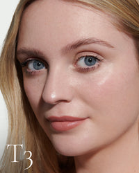block The white pod packaging of Seamless Skin Enhancing Tint by Lisa Eldridge
